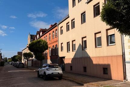 Haus Tangerhütte - 8 Zimmer, 220 m&sup2;, 151.000&euro; | Angebot:26974208