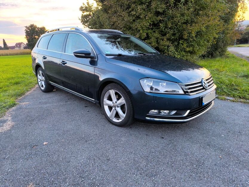 VW Passat 131.600 km 9.500 € Weingarten 88250
