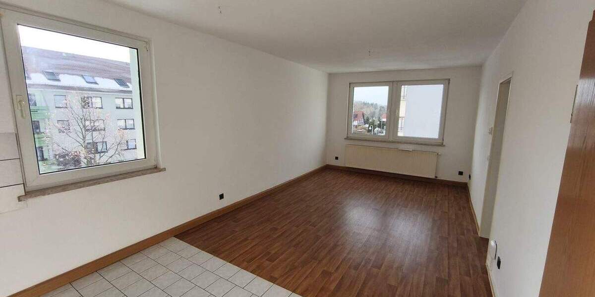 Etagenwohnung Waltershausen - 2 Zimmer, 50 m&sup2;, 350&euro; | Angebot:24872222
