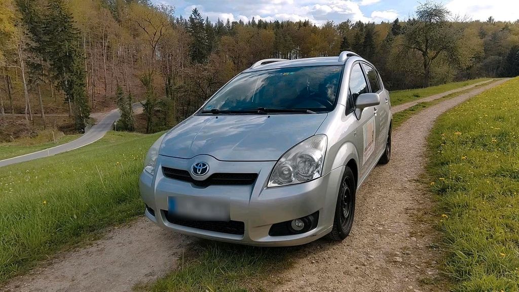 Toyota Corolla Verso 345.000 km 2.390 &euro; Eigeltingen 78253