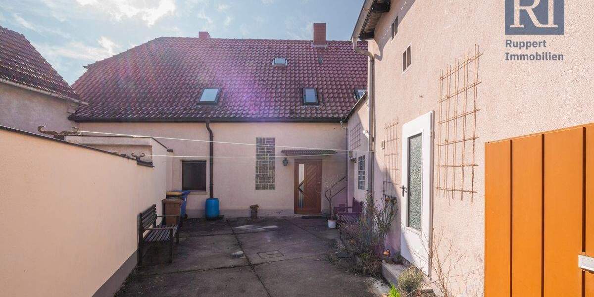 Mehrfamilienhaus, Wohnhaus Rimpar - 6 Zimmer, 187 m&sup2;, 278.000&euro; | Angebot:25909246