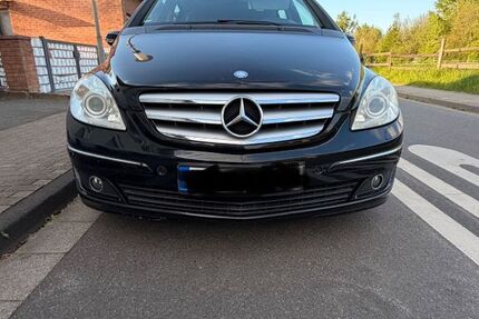 Mercedes-Benz B 200 253.228 km 3.500 &euro; Rommerskirchen 41569