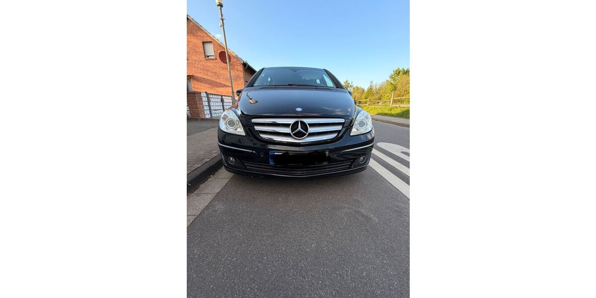Mercedes-Benz B 200 253.228 km 3.500 &euro; Rommerskirchen 41569