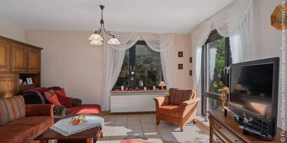 Oyten - Bassen | Gepflegtes Einfamilienhaus mit viel Platz, zwei Terrassen, großem Garten und Doppelgarage in idyllischer Ortsrandlage 7 zimmer