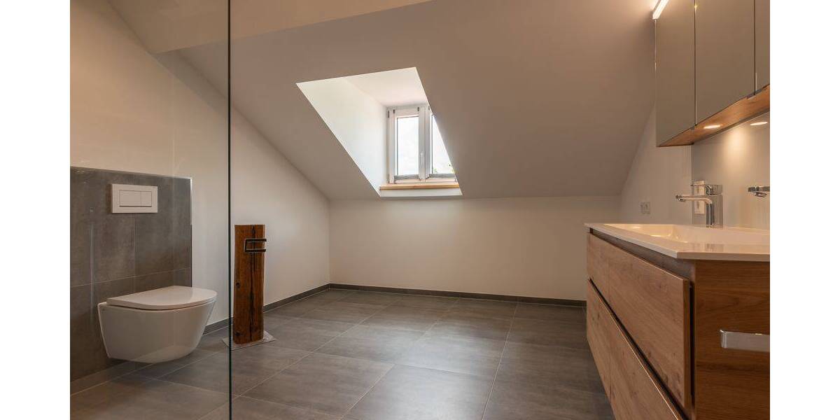 Etagenwohnung Thyrnau / Kellberg Kellberg - 3 Zimmer, 100 m&sup2;, 800&euro; | Angebot:26918303