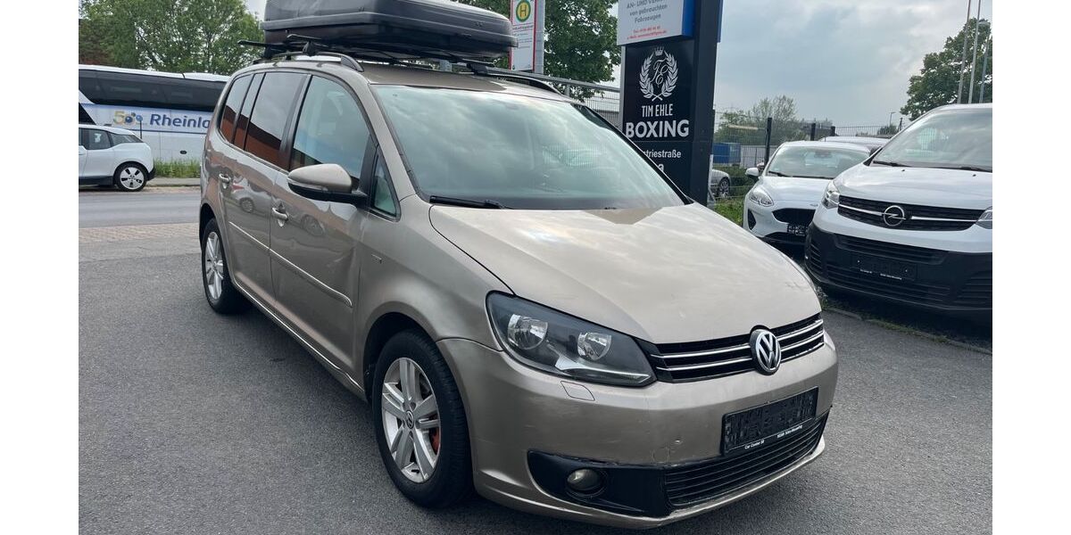 VW Touran 175.000 km 6.990 &euro; Wesseling - Köln 50389