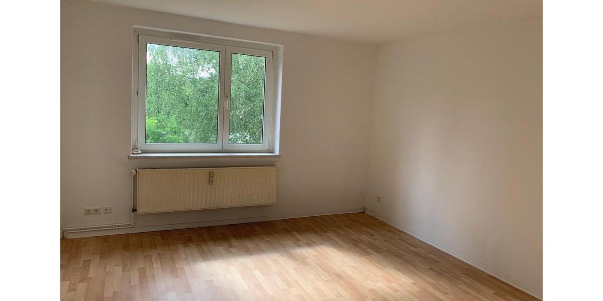 Etagenwohnung Plattenburg - 3 Zimmer, 57 m&sup2;, 320&euro; | Angebot:26070885