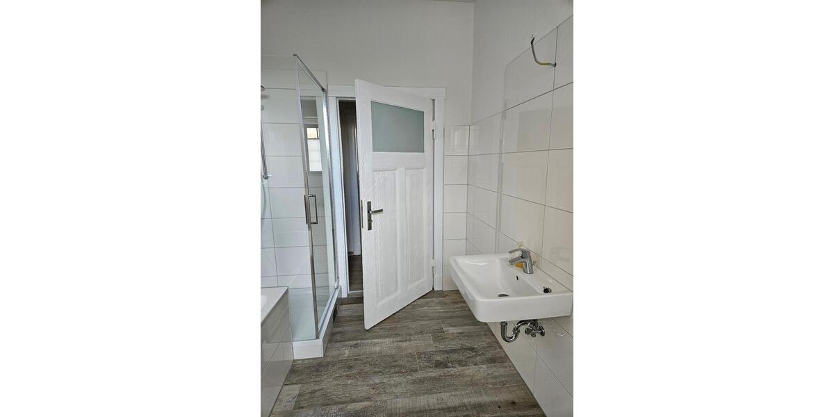 Erdgeschoßwohnung Wesenberg - 2.5 Zimmer, 84 m&sup2;, 690&euro; | Angebot:26184647