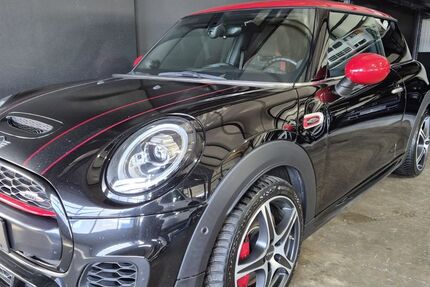 Mini John Cooper Works 207.000 km 13.990 &euro; Mochenwangen 88284