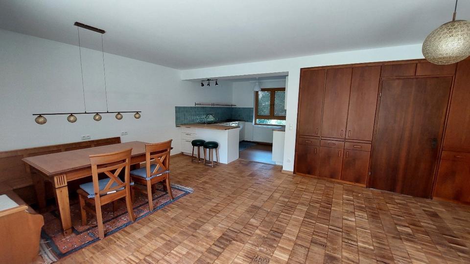 Erdgeschoßwohnung Bornheim - 3 Zimmer, 120 m&sup2;, 1.200&euro; | Angebot:25499344
