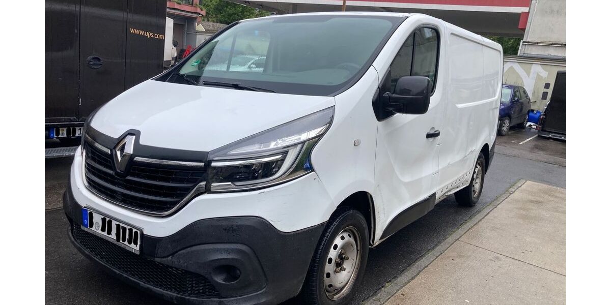 Renault Trafic 119.719 km 8.990 &euro; Berlin 10961