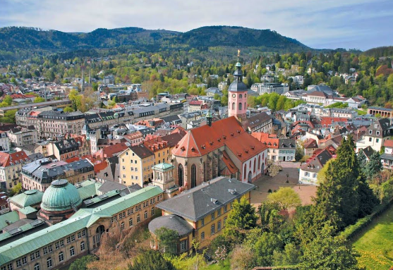 Haus zum Kaufen in Baden-Baden 2.100.000 € 280 m²