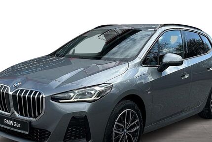 BMW 230 Active Tourer 1.500 km 46.290 € Brilon 59929