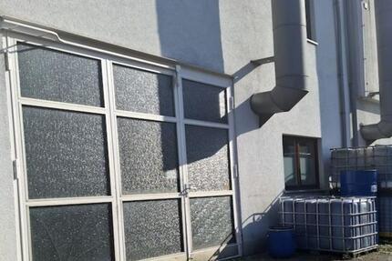 2.200,- EUR für vielseitige 368 qm Werkstatt - Halle mit Rolltor im Gewerbegebiet Rednitzhembach zimmer