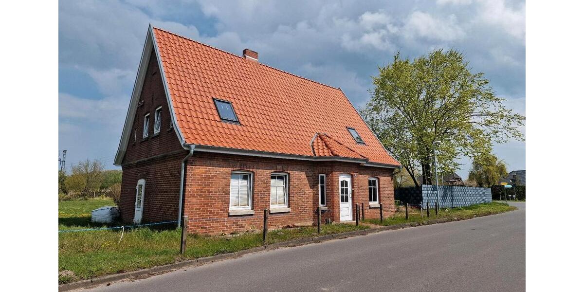 Mehrfamilienhaus, Wohnhaus Bergen auf Rügen - 350.000&euro; | Angebot:25614591