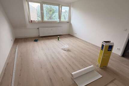 Wohnung Wiesbaden Biebrich - 3 Zimmer, 66 m&sup2;, 665&euro; | Angebot:27077394