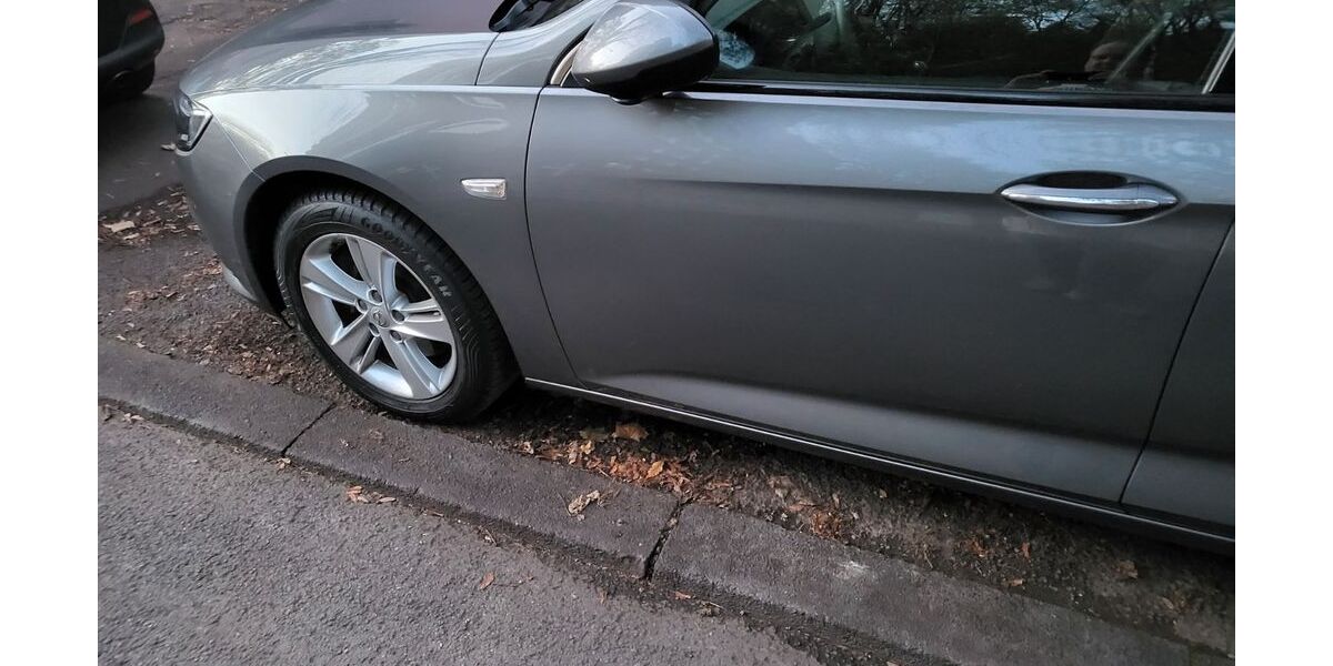 Opel Insignia 107.000 km 14.000 &euro; Lüdenscheid 58511