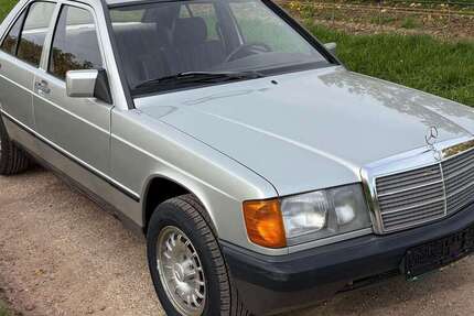 Mercedes-Benz 190 212.000 km 5.900 &euro; Worms 67547