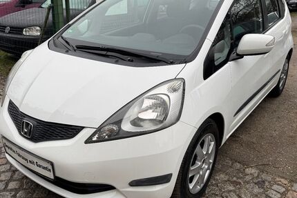 Honda Jazz 80.000 km 7.599 &euro; Görlitz 02826