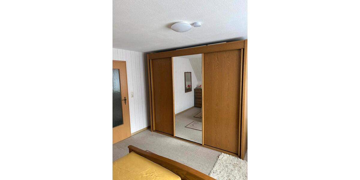 Einfamilienhaus Stolzenau - 6 Zimmer, 250 m&sup2;, 1.400&euro; | Angebot:26592257
