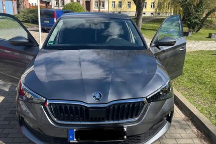 Skoda Scala 51.000 km 19.500 &euro; Berlin 12629