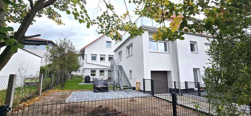 Wohnung zum Mieten in Schwarzenbruck 940 € 80 m² 3 zimmer