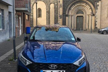 Hyundai i20 42.000 km 14.200 &euro; neuss 40460