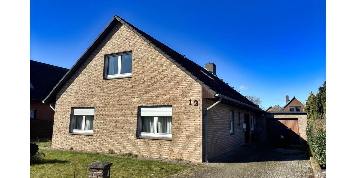 Einfamilienhaus Lüchow - 8 Zimmer, 180 m&sup2;, 239.000&euro; | Angebot:25797939