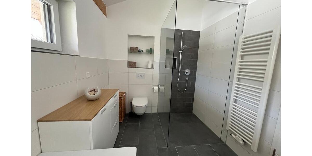 Einfamilienhaus Schechen - 3 Zimmer, 114 m&sup2;, 2.200&euro; | Angebot:26317366
