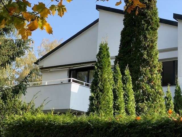 Etagenwohnung Grünwald - 3 Zimmer, 127 m&sup2;, 2.800&euro; | Angebot:26617558