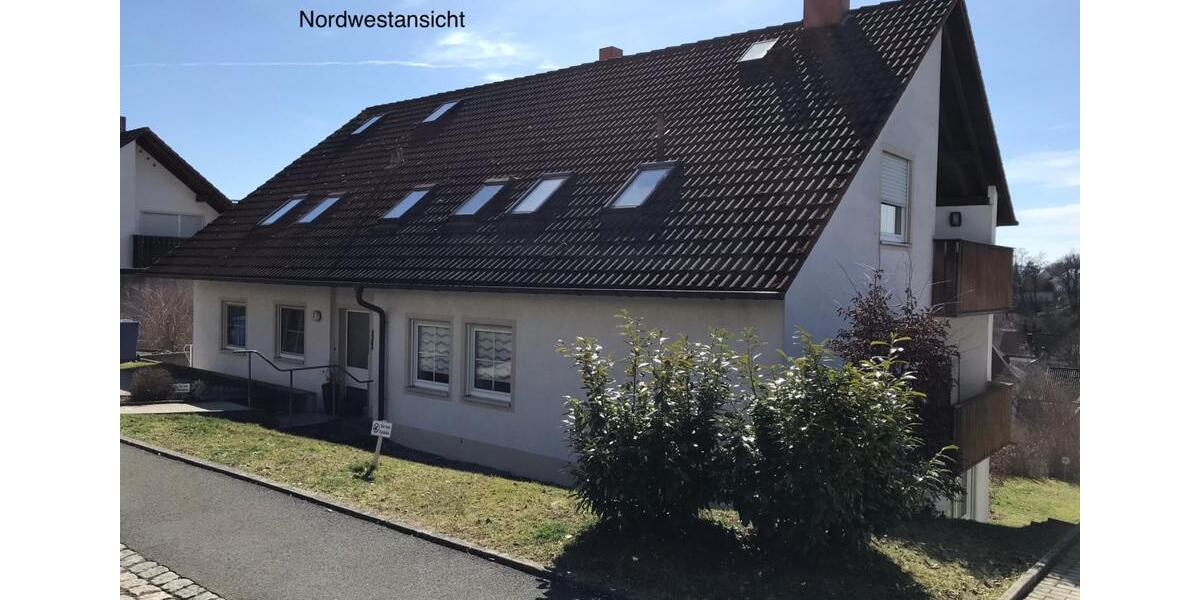 Dachgeschoßwohnung Kulmbach Blaich - 3.5 Zimmer, 74 m&sup2;, 199.000&euro; | Angebot:26837187