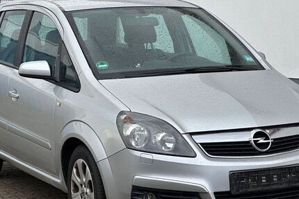 Opel Zafira 228.687 km 2.990 € Berlin 13088
