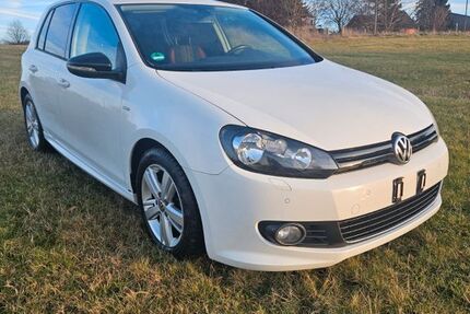 VW Golf 199.000 km 3.999 &euro; Lichtentanne 08115