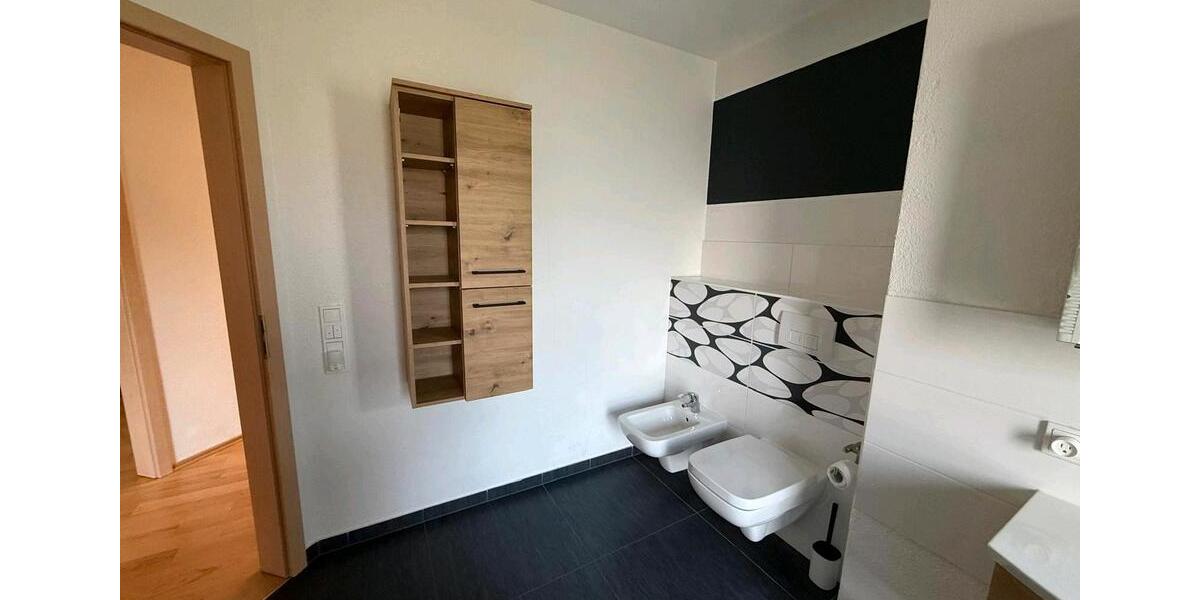 Etagenwohnung Queidersbach - 5 Zimmer, 224 m&sup2;, 3.200&euro; | Angebot:26335203