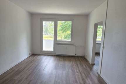 Wohnung Schwerin Krebsförden - 2 Zimmer, 47 m&sup2;, 350&euro; | Angebot:27128208
