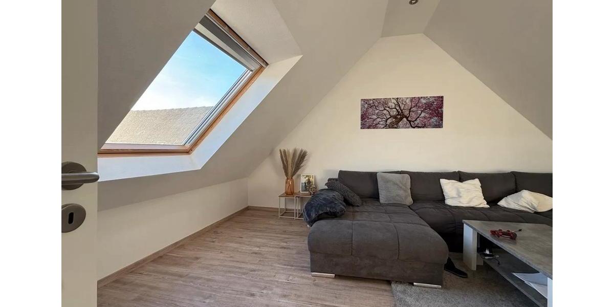 Einfamilienhaus Gladenbach - 7 Zimmer, 227 m&sup2;, 399.000&euro; | Angebot:26396438