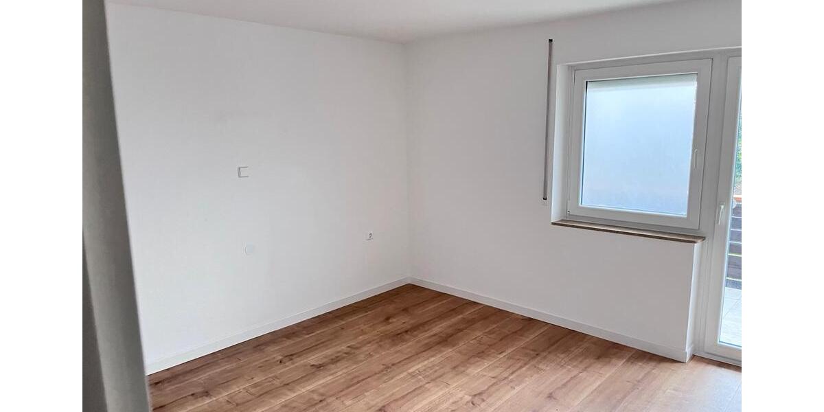 Etagenwohnung Mühlacker - 3 Zimmer, 77 m&sup2;, 800&euro; | Angebot:24850522