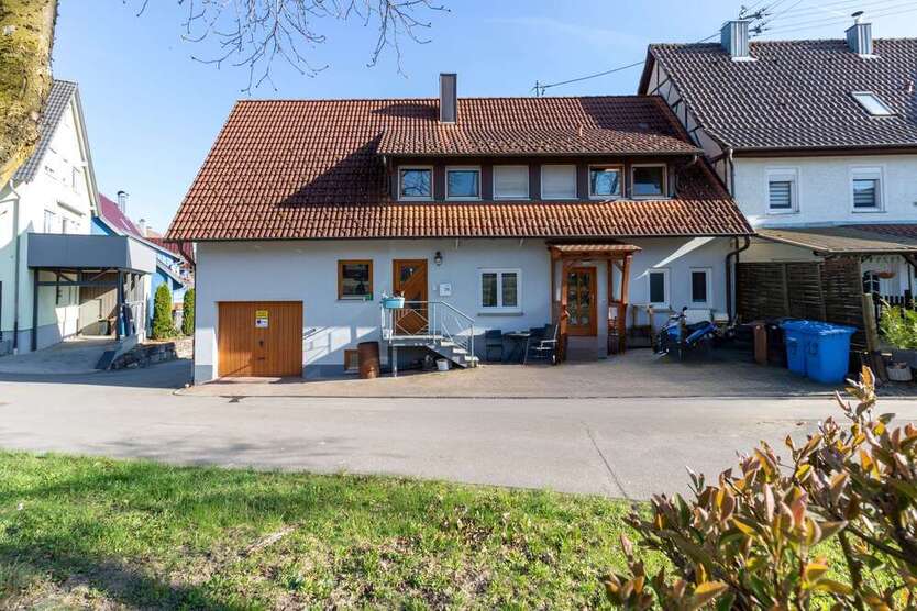 Haus zum Kaufen in Wittershausen 292.200 € 149.61 m²