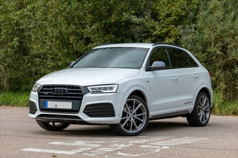 Audi Q3 162.000 km 17.300 € Ingolstadt 85053