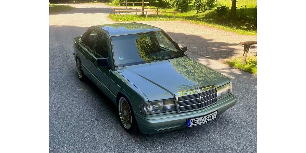 Mercedes-Benz 190 166.700 km 9.190 &euro; Bad Tölz 83646