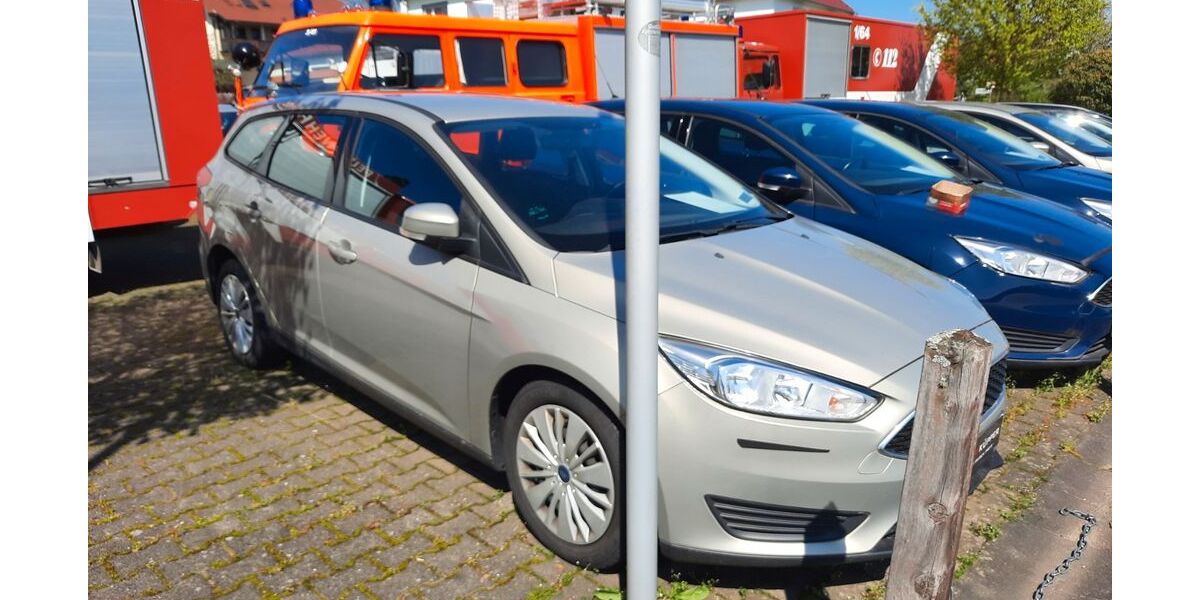 Ford Focus 73.800 km 9.990 &euro; Niederlauer 97618