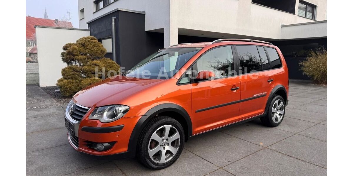 VW Touran 75.853 km 8.950 &euro; Heiningen 73092