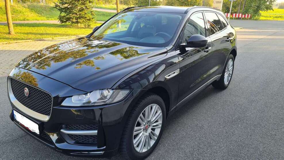 Jaguar F-Pace 122.000 km 19.900 € Nauheim 64569