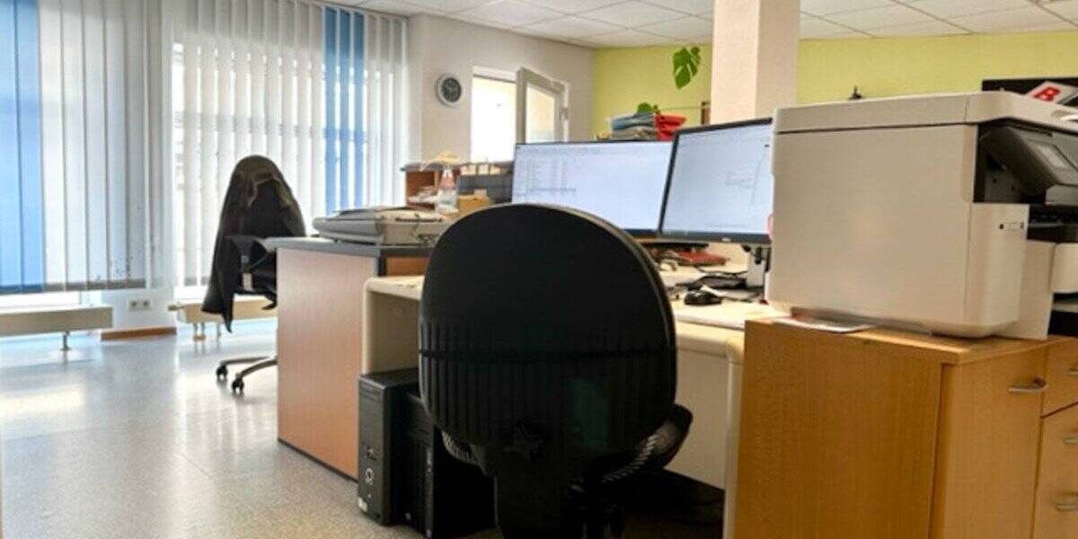 Gewerbeobjekt Geyer - 2 Zimmer, 80 m&sup2;, 300&euro; | Angebot:25744558