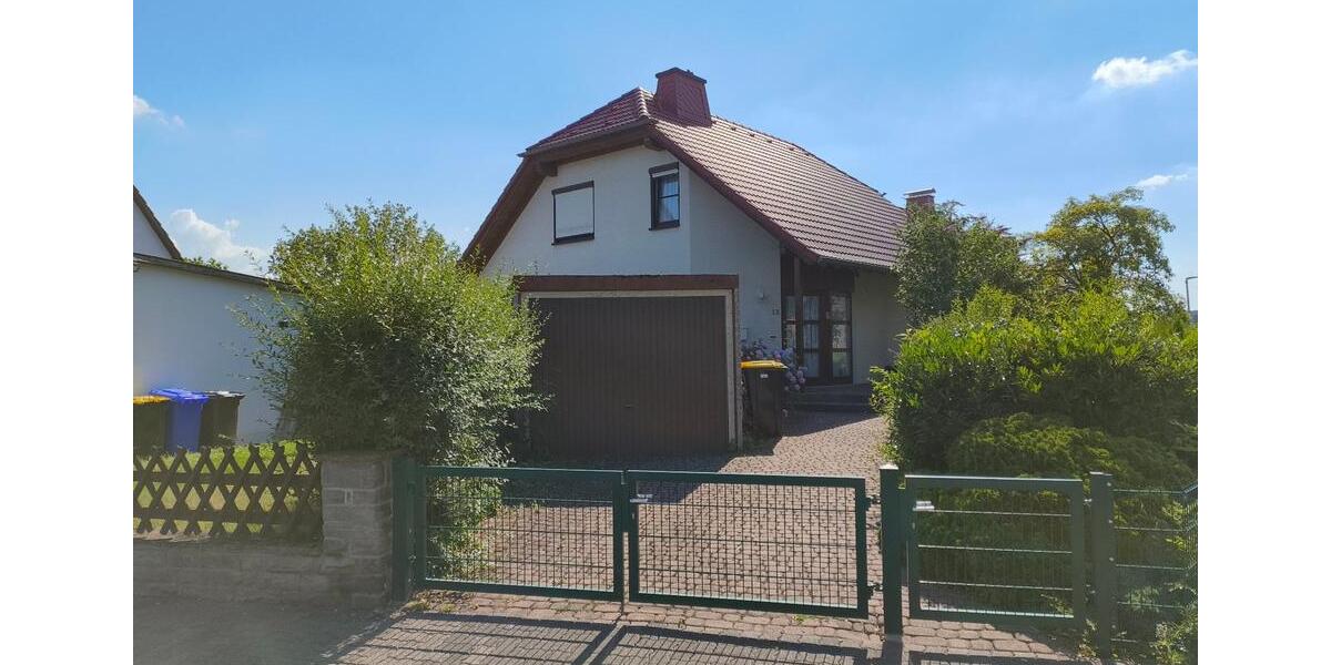 Einfamilienhaus Bad Arolsen - 5 Zimmer, 120 m&sup2;, 325.000&euro; | Angebot:27029290