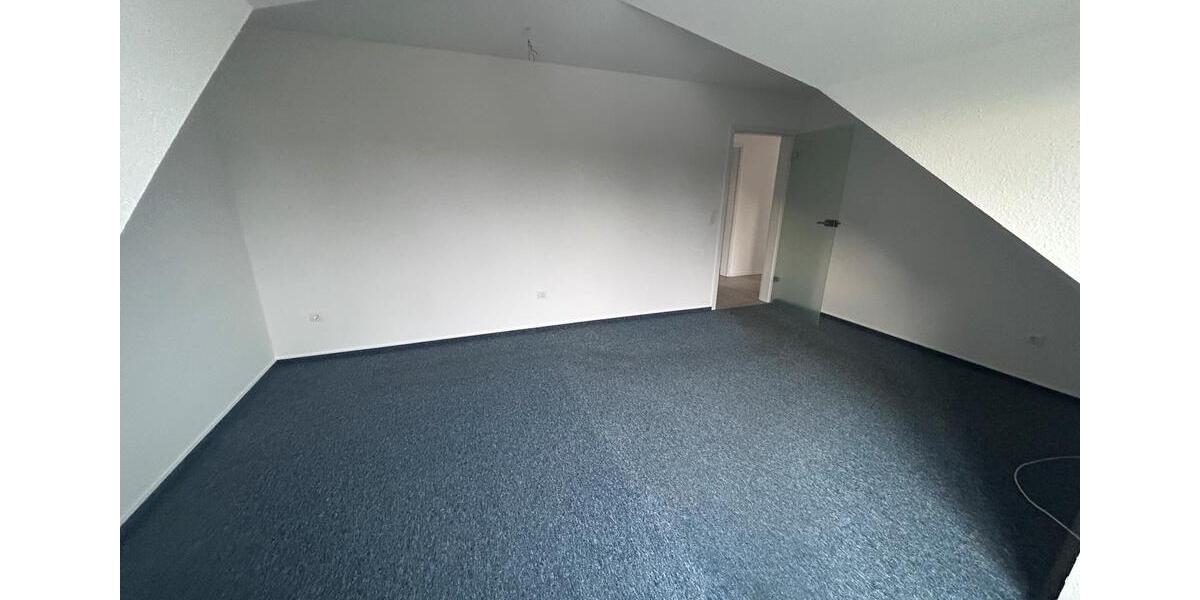 Einfamilienhaus Morsbach - 3 Zimmer, 138 m&sup2;, 1.000&euro; | Angebot:25151786