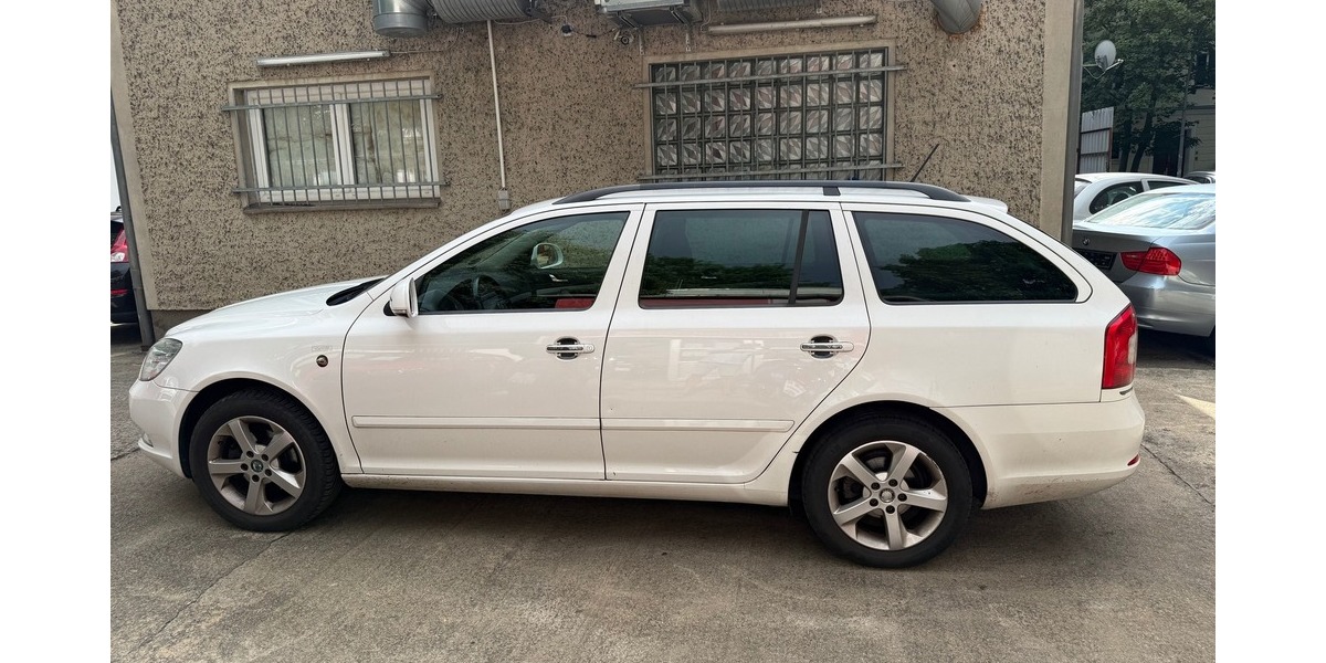 Skoda Octavia Combi 1,2 PDC Family Tempom. Klima Shz. 255.000 km 2.199 &euro; Berlin 10247