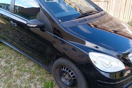 Mercedes-Benz B 180 293.810 km 1.980 &euro; PFEFFENHAUSEN 84076