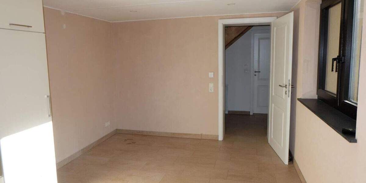 Etagenwohnung Schweich - 3 Zimmer, 115 m&sup2;, 990&euro; | Angebot:26439695