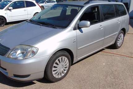 Toyota Corolla 131.000 km 3.999 &euro; Meissen 01662